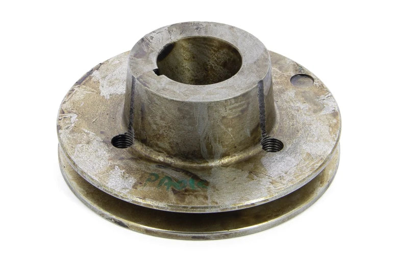 Pulley on crankshaft STM7807